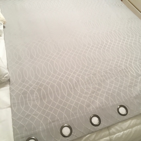 🆕 Wamsutta® 63” Grommet Blackout Curtain Panel, NWOP - Picture 5 of 9